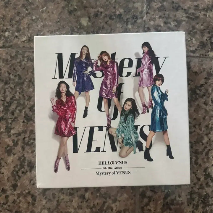 [SOLD OUT] 비매 헬로비너스 친필 싸인 사인 앨범 mysterious
