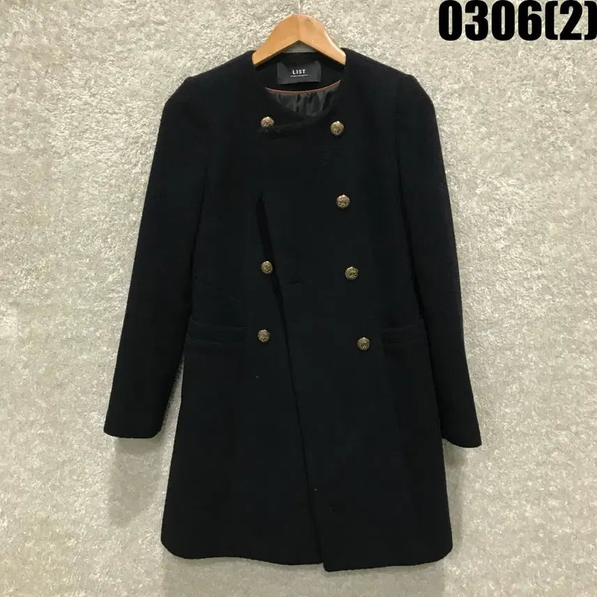 [SOLD OUT] LIST 블랙 금장 단추 코트 s