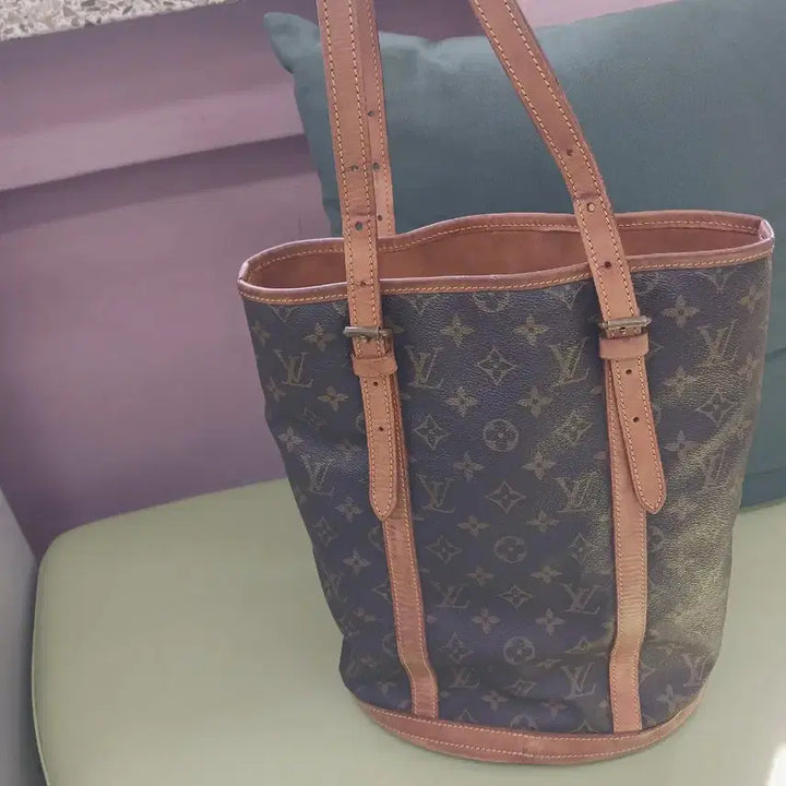 [BUNJANG] Louis Vuitton Monogram Bucket Bag GM - Interior Refurbished / [정품]루이비통 모노그램 버킷백 GM 내부 리뉴얼/세탁완료/이너백포함