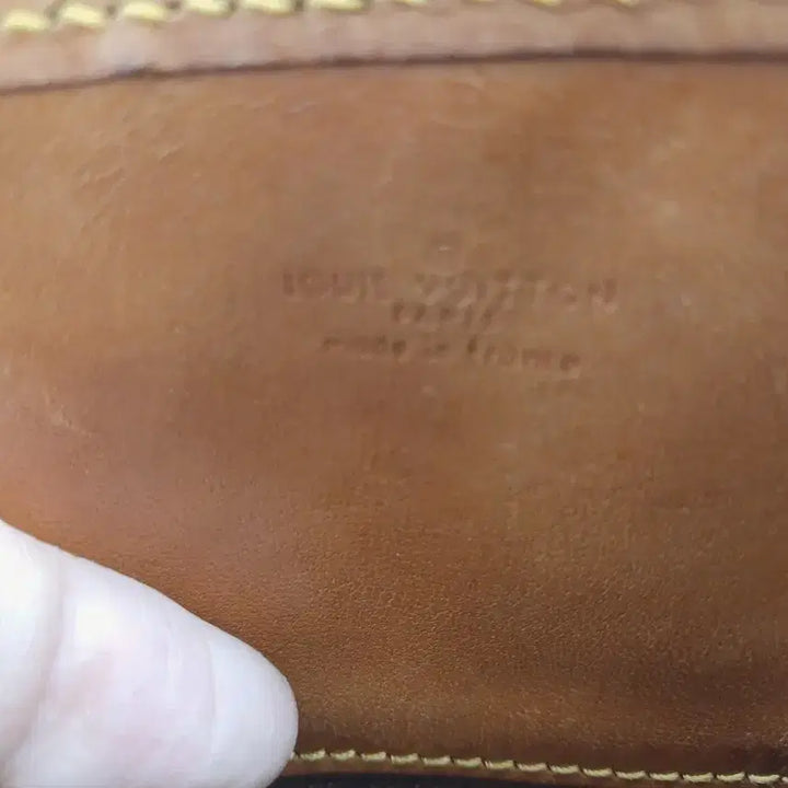 [BUNJANG] Louis Vuitton Monogram Bucket Bag GM - Interior Refurbished / [정품]루이비통 모노그램 버킷백 GM 내부 리뉴얼/세탁완료/이너백포함