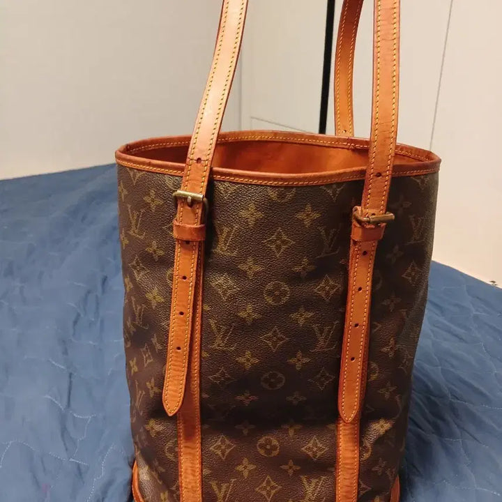 [BUNJANG] Louis Vuitton Monogram Bucket Bag GM - Interior Refurbished / [정품]루이비통 모노그램 버킷백 GM 내부 리뉴얼/세탁완료/이너백포함