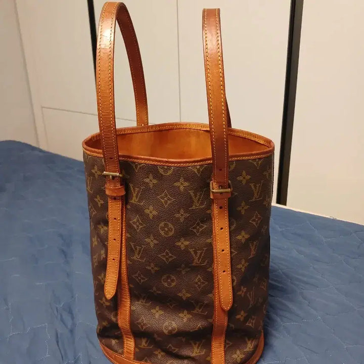 [BUNJANG] Louis Vuitton Monogram Bucket Bag GM - Interior Refurbished / [정품]루이비통 모노그램 버킷백 GM 내부 리뉴얼/세탁완료/이너백포함