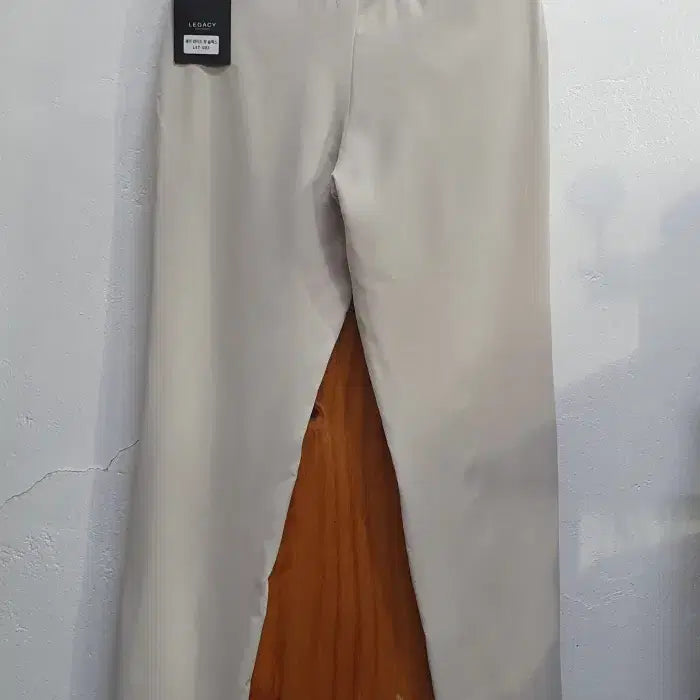 [BUNJANG] LEGACY Semi-Wide Slacks (Size 30) / LEGACY 세미 와이드 슬랙스(30)