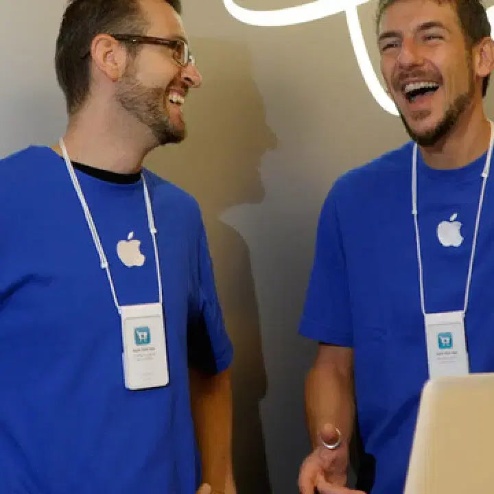 [BUNJANG] Apple Staff Short Sleeve T-shirt / [L] 애플스토어 스태프 반팔