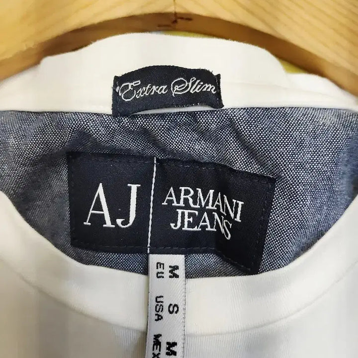 [BUNJANG] Armani Jeans White Short-Sleeve T-Shirt (M) / 아르마니진 흰색 반팔 티셔츠M