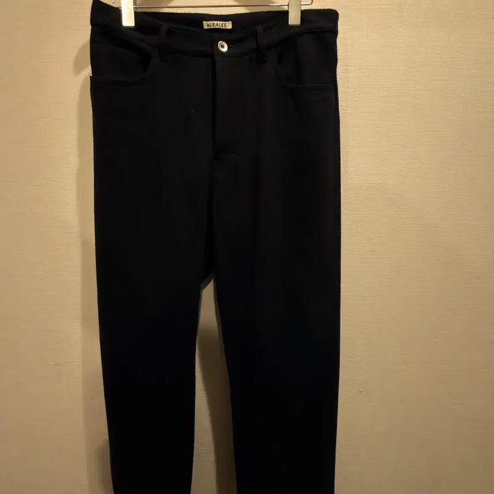 [SOLD OUT] 오라리 실크넵 데님 블랙 5사이즈 판매
