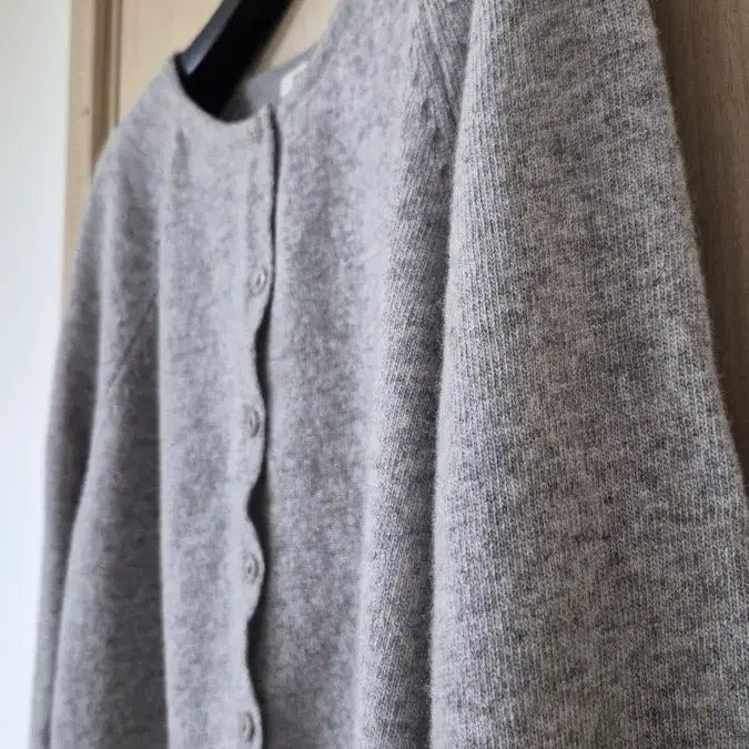 [BUNJANG] Marryaround Gray Cardigan / 회색 가디건 Free 사이즈 울100간절기 보온 55 66 메리어라운드
