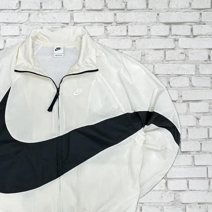 [BUNJANG] Nike Big Swoosh Vintage Windbreaker Jacket / (2563) 나이키 빅스우시 빈티지 바람막이 S