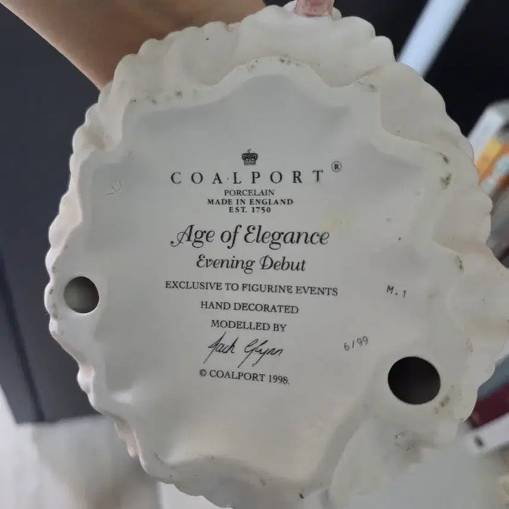 [BUNJANG] Coalport Wedgwood Porcelain Figurine Set / 콜포트 웨지우드 피겨린 도자기 인형 2개 세트