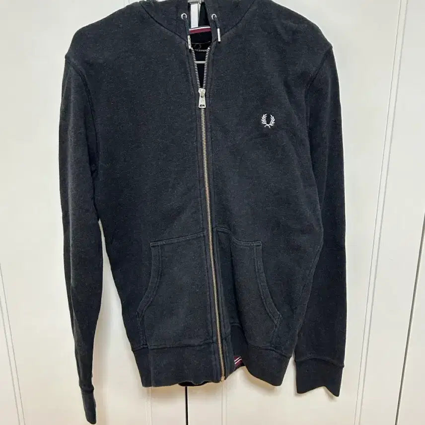 [BUNJANG] Fred Perry Hooded Zip-Up Black / 프레드페리 후드 집업 블랙