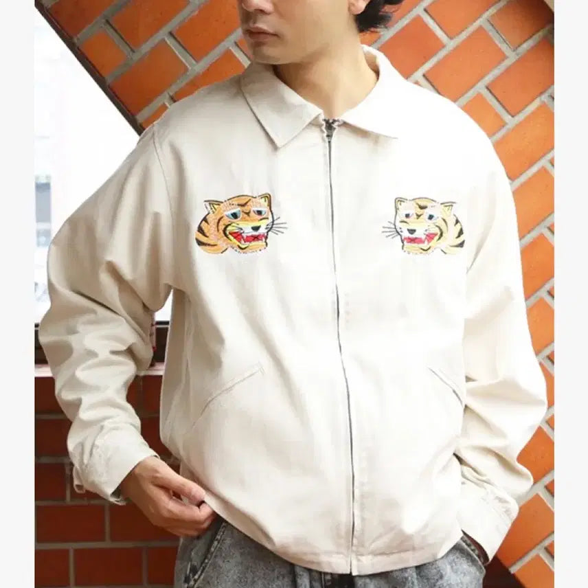 [BUNJANG] Jungle Storm Souvenir Jacket / 정글스톰 24FW 수베니어자켓
