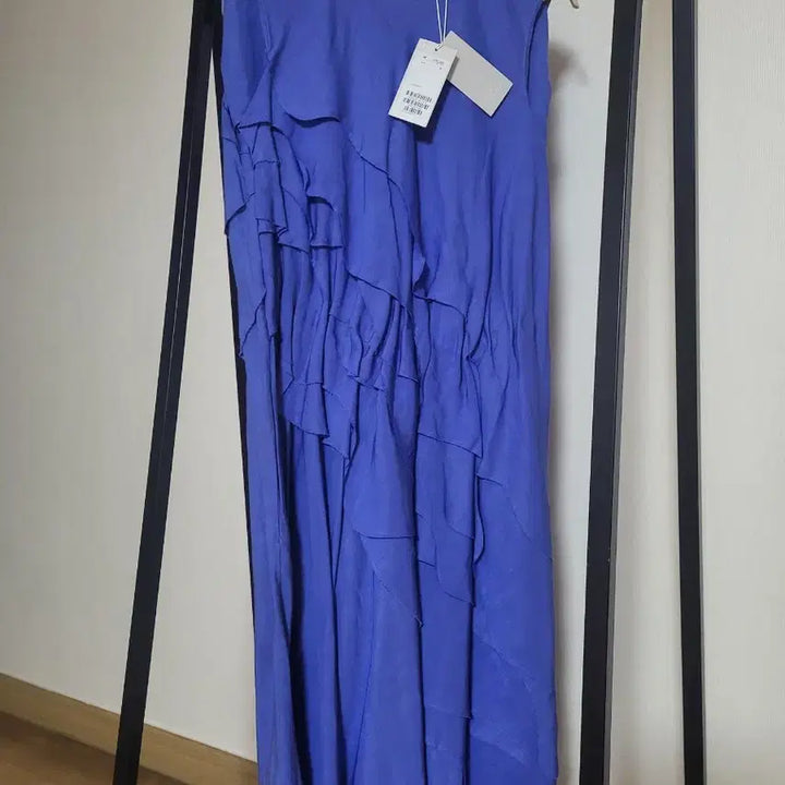[BUNJANG] COS Sleeveless Long Dress Sky Blue / COS 민소매 롱원피스 40사이즈 