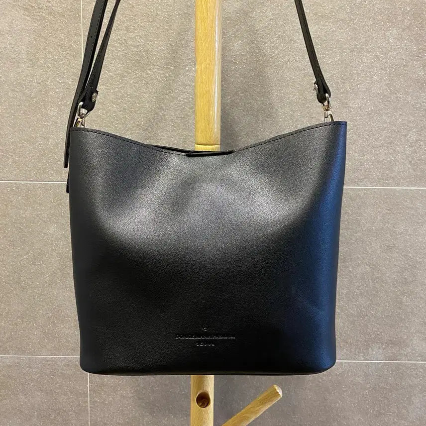 [BUNJANG] Donkey Shoulder Bag / 돈키 숄더백