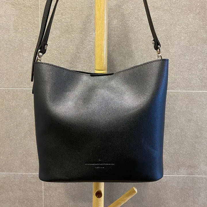 [BUNJANG] Donkey Shoulder Bag / 돈키 숄더백