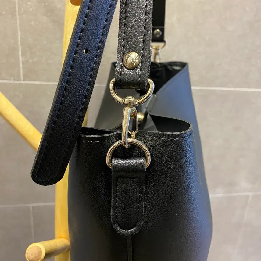 [BUNJANG] Donkey Shoulder Bag / 돈키 숄더백