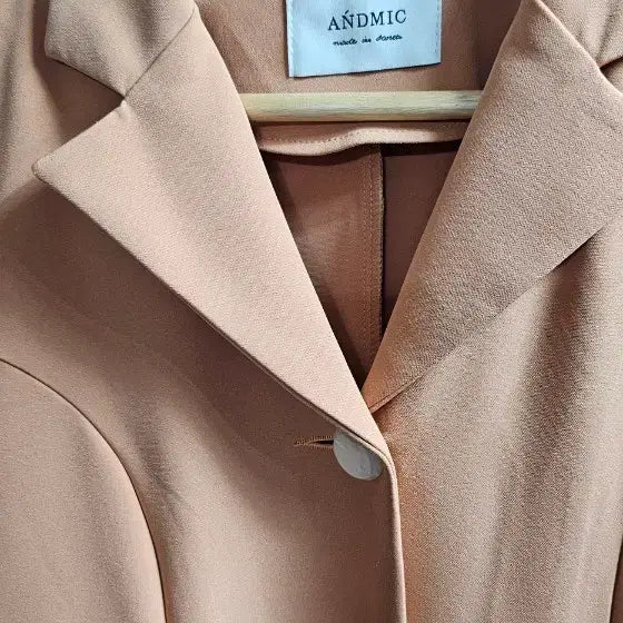 [BUNJANG] ANDMIC Long Coat - Apricot / ANDMIC 앤드믹 롱 코트 살구색