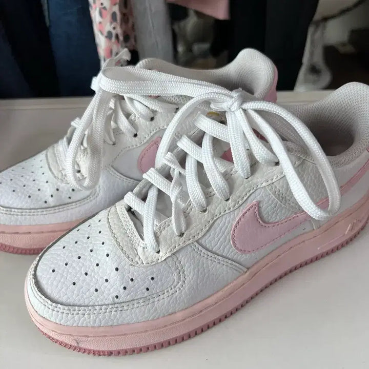 [BUNJANG] Nike Court Borough Low ReCraft White Pink (230) / 나이키 코트 버로우 로우 리크래프트 화이트 핑크 230