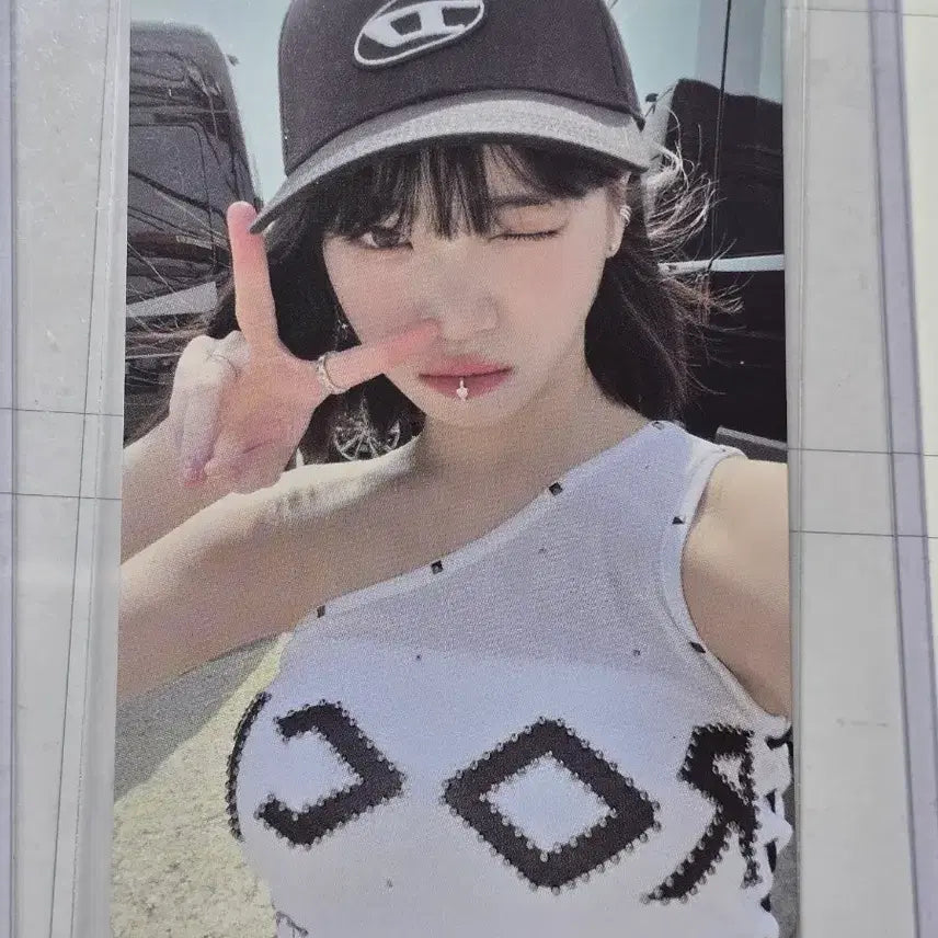 [BUNJANG] 르세라핌 채원포카 / 르세라핌 채원포카
