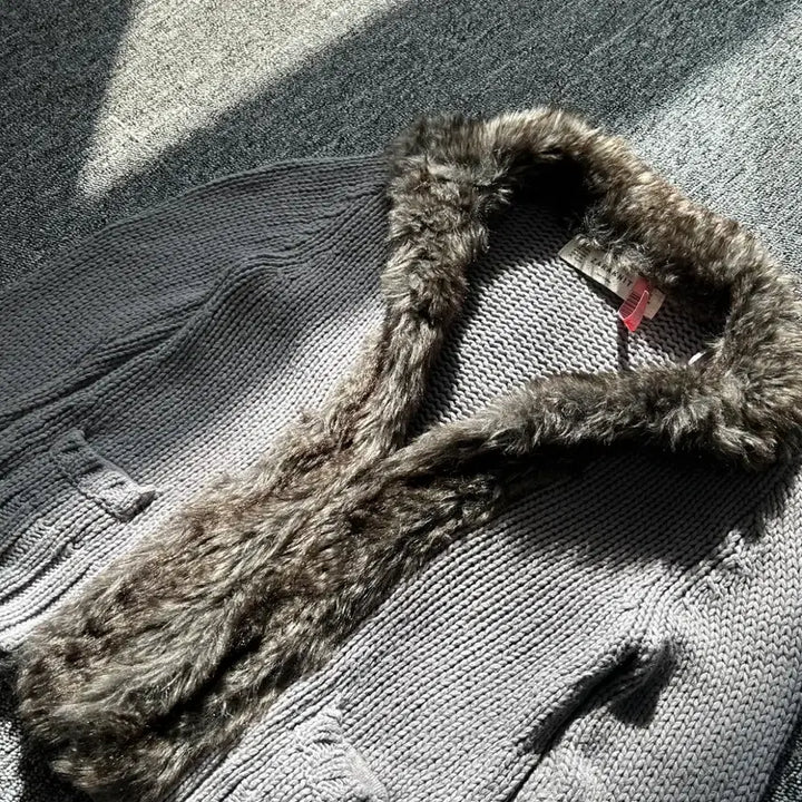 [BUNJANG] ZARA Fur Trimmed Cardigan / 자라 퍼 트리밍 가디건