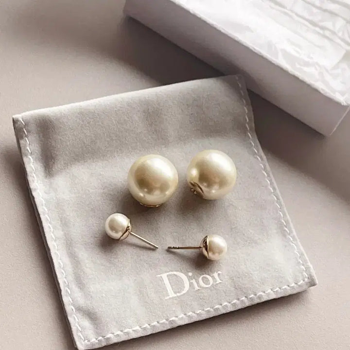 [BUNJANG] Dior Tribales Pearl Earrings / 디올 귀걸이 진주
