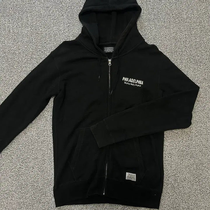 [BUNJANG] Stooge&amp;Co Lettering Black Hoodie Zip-up / Stooge&amp;Co Lettering black Hoodie zip-up