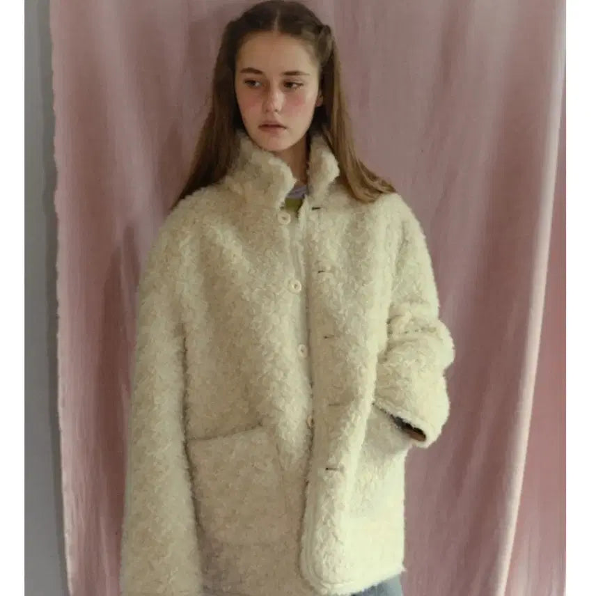 [BUNJANG] Thefou Reversible Fur Jacket / 더에프유 리버시블 퍼