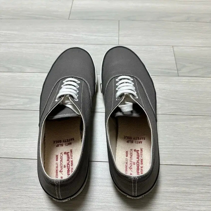 [SOLD OUT] 아나토미카 와쿠와 덱슈즈 스니커즈 운동화 275mm 그레이