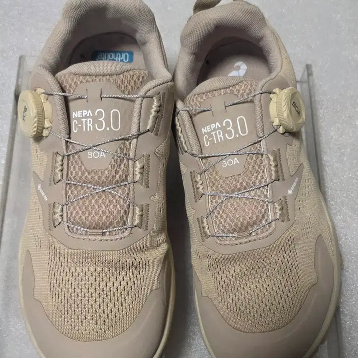 [SOLD OUT] 네파 NEPA 고어텍스 경등산화 트레킹화 BOA다이얼 남성용 255