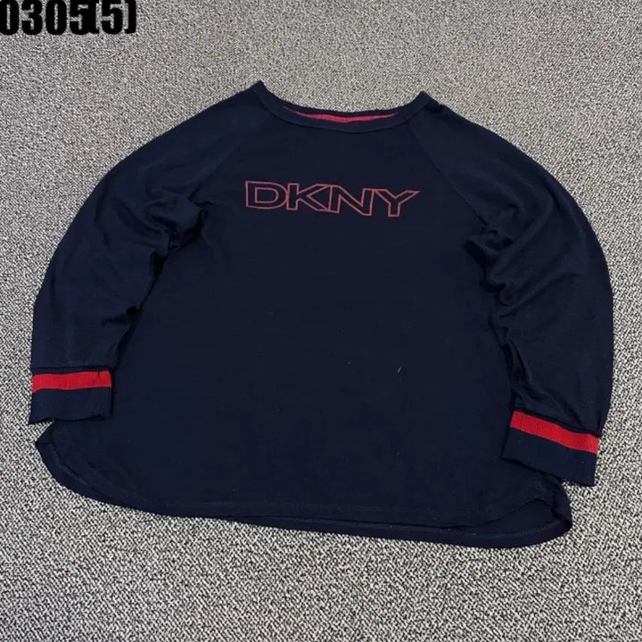 [SOLD OUT] DKNY 네이비/레드 긴팔 티셔츠