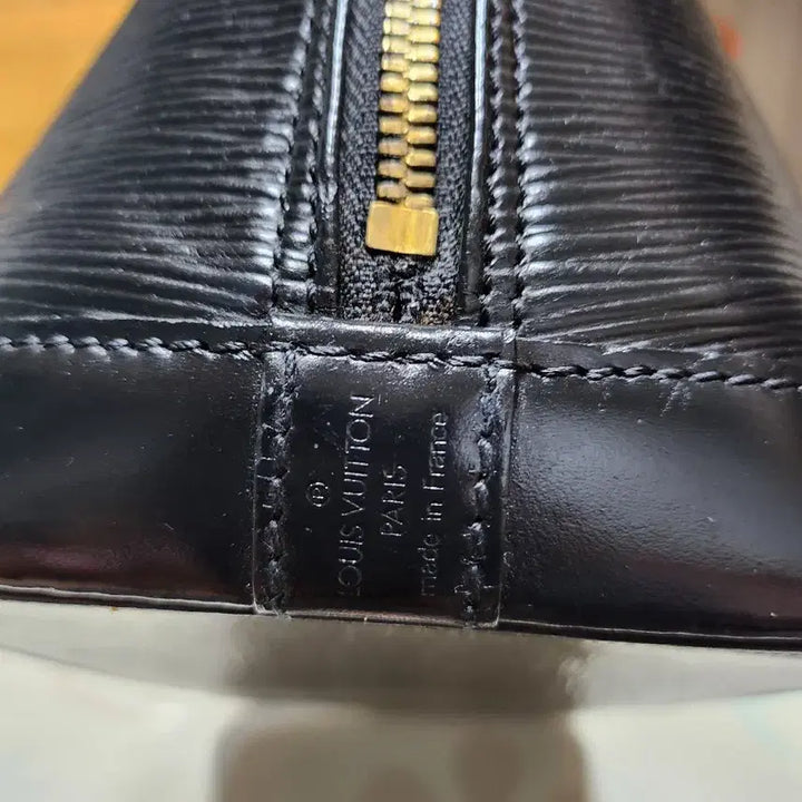 [BUNJANG] Louis Vuitton Epi Alma Black Tote Bag / 이번주만최저가루이비통 에삐 알마 블랙 토트백