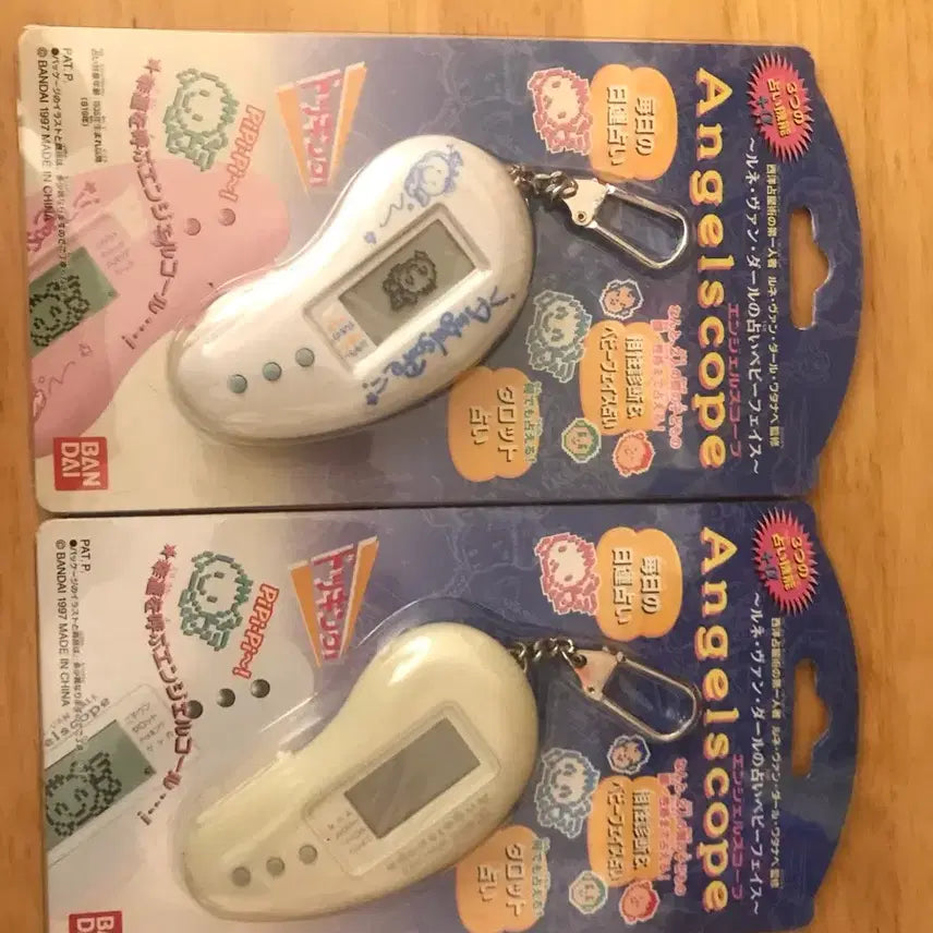 [BUNJANG] Tamagotchi Angel Scop Game Console (1997) / 레어! 1997년 일본 고전 다마고치 엔젤스코프 게임기 키티 똥사이즈