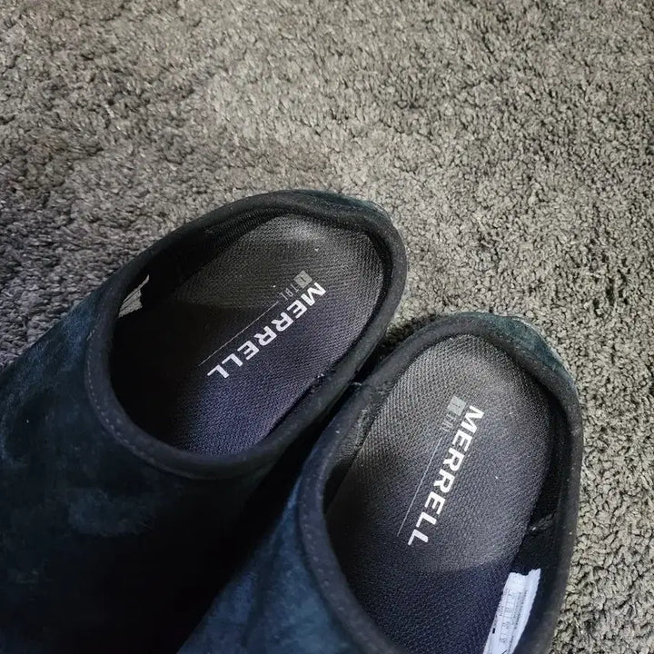 [SOLD OUT] 머렐 블랙 스웨이드슬라이드 뮬 비브람창  270사이즈