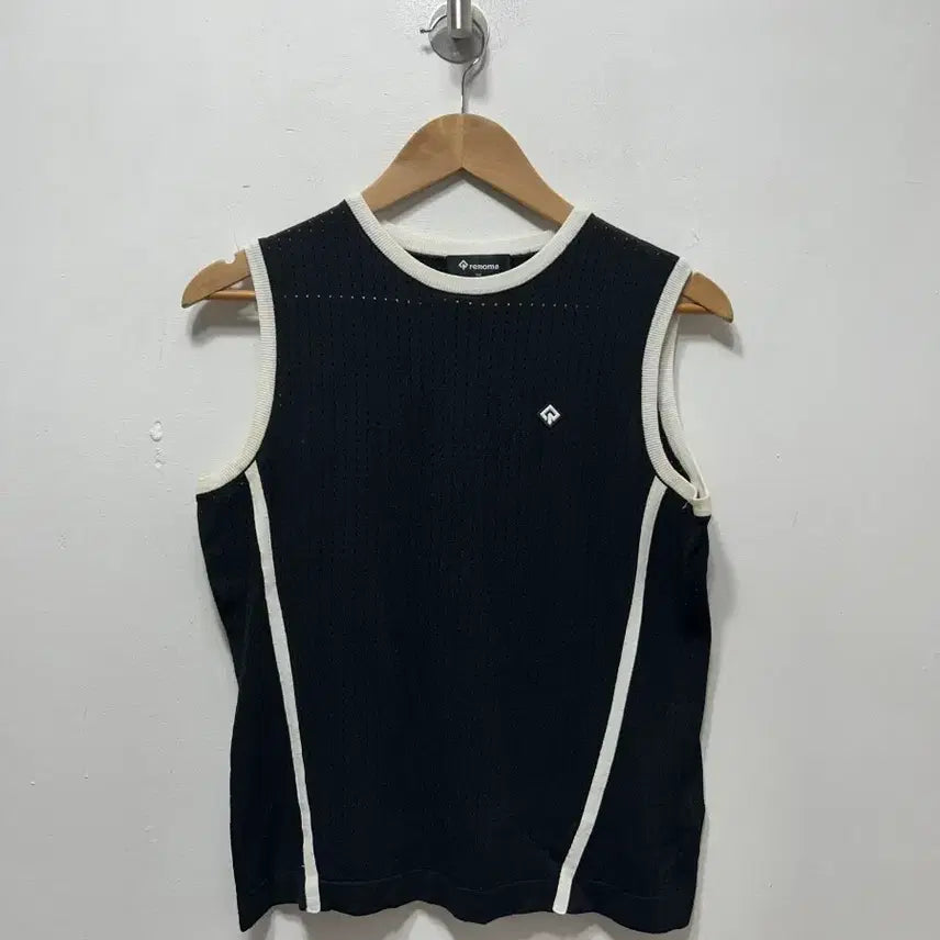 [SOLD OUT] 레노마 블랙 니트 민소매 조끼 골프나시 100사이즈