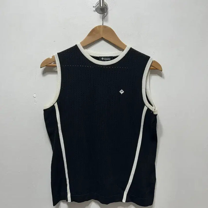 [SOLD OUT] 레노마 블랙 니트 민소매 조끼 골프나시 100사이즈