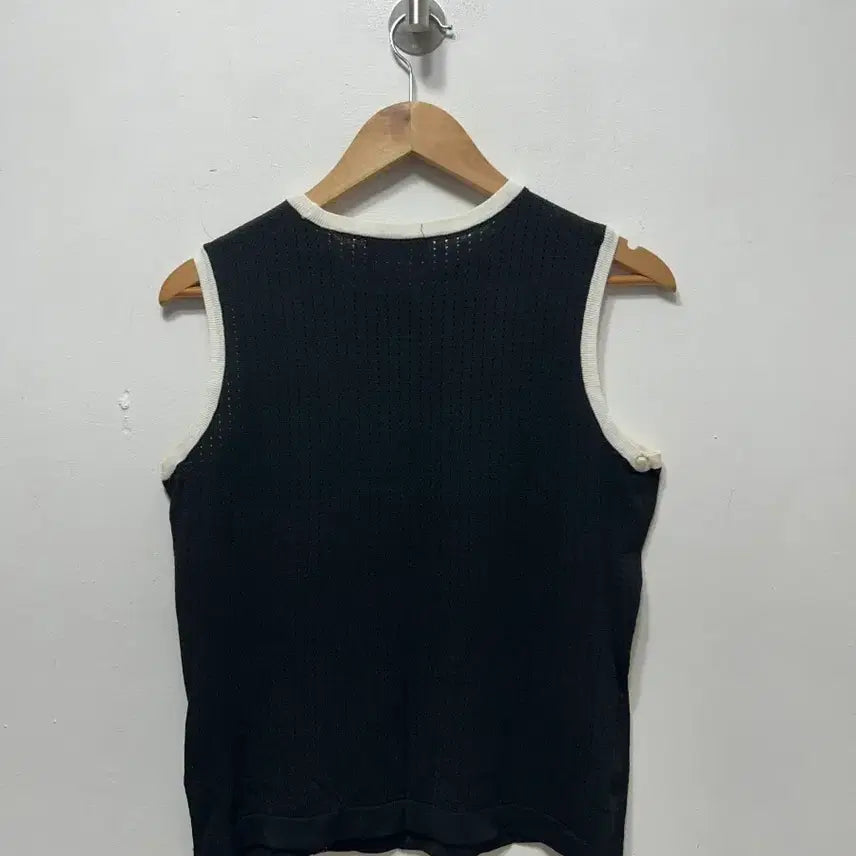 [SOLD OUT] 레노마 블랙 니트 민소매 조끼 골프나시 100사이즈