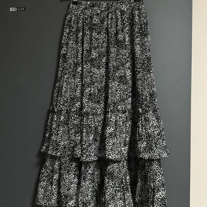 [BUNJANG] 8 Seconds Floral Long Banned Skirt / 8 Seconds 꽃무늬 롱 밴딩 스커트 에잇세컨즈