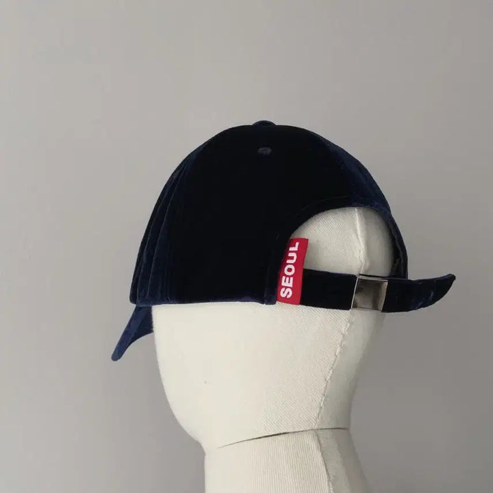 [BUNJANG] Oioi Velvet Ball Cap - Navy / Oioi 벨벳 볼캡 네이비