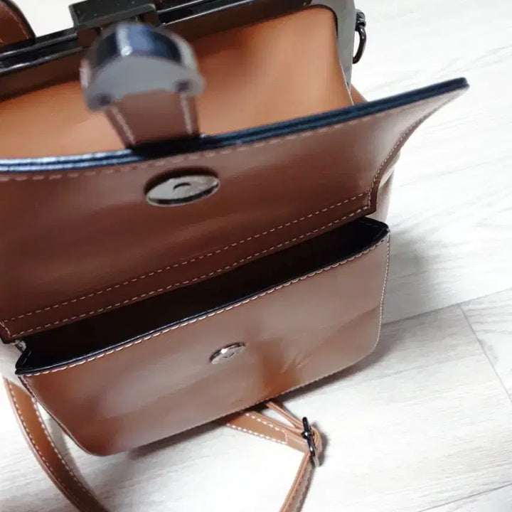 [BUNJANG] Fashion Backpack/Shoulder Bag - Handbag / (새상품)백팩,숄더백,책가방,패션가방,토트백,수납많은 손잡이 가방,복조리