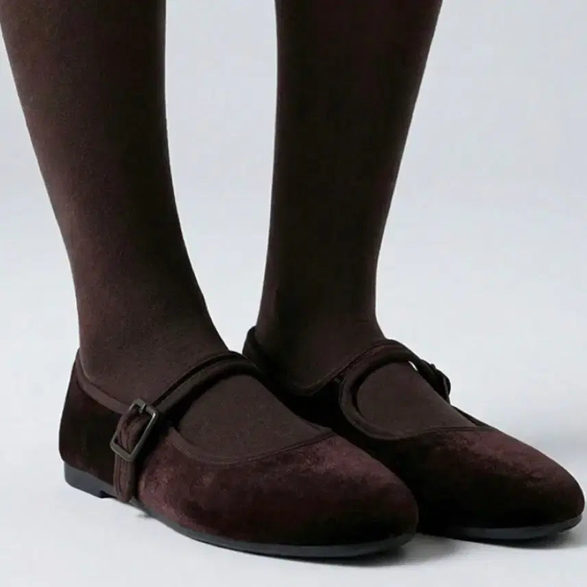 [BUNJANG] Shoopen Velvet Mary Jane Flat Shoes / 새상품) 슈펜 벨벳 메리제인 슈즈 플랫 블랙 브라운