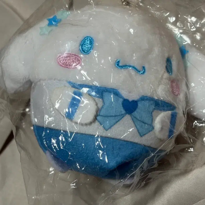 [BUNJANG] Sanrio Sailor Moon Fuwakororin Keyring Plush / 고전 시나모롤 세일러문 콜라보 후와코로링 키링 인형