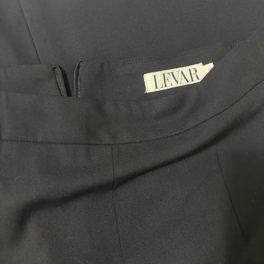 [BUNJANG] Levar A-line Maxi Skirt Black Small / [S] 르바 에이라인 맥시스커트 블랙 스몰