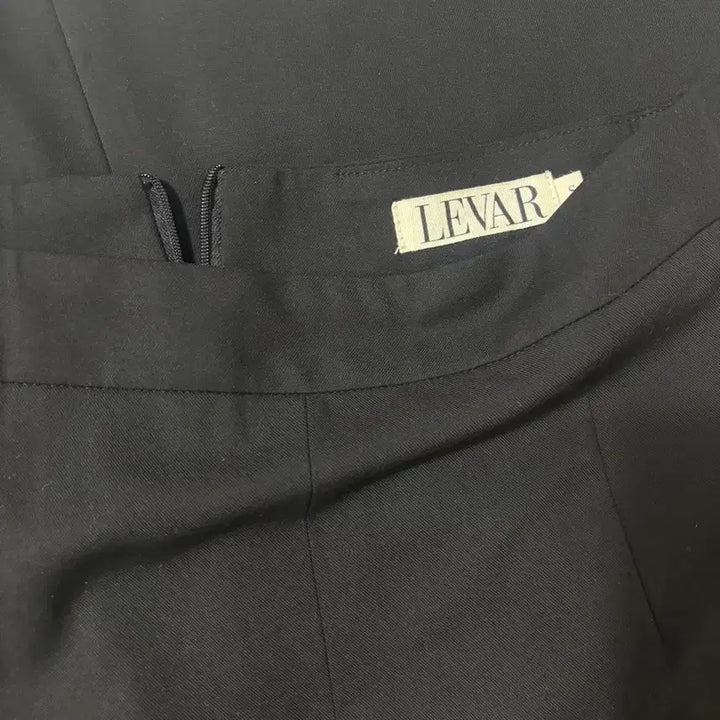 [BUNJANG] Levar A-line Maxi Skirt Black Small / [S] 르바 에이라인 맥시스커트 블랙 스몰