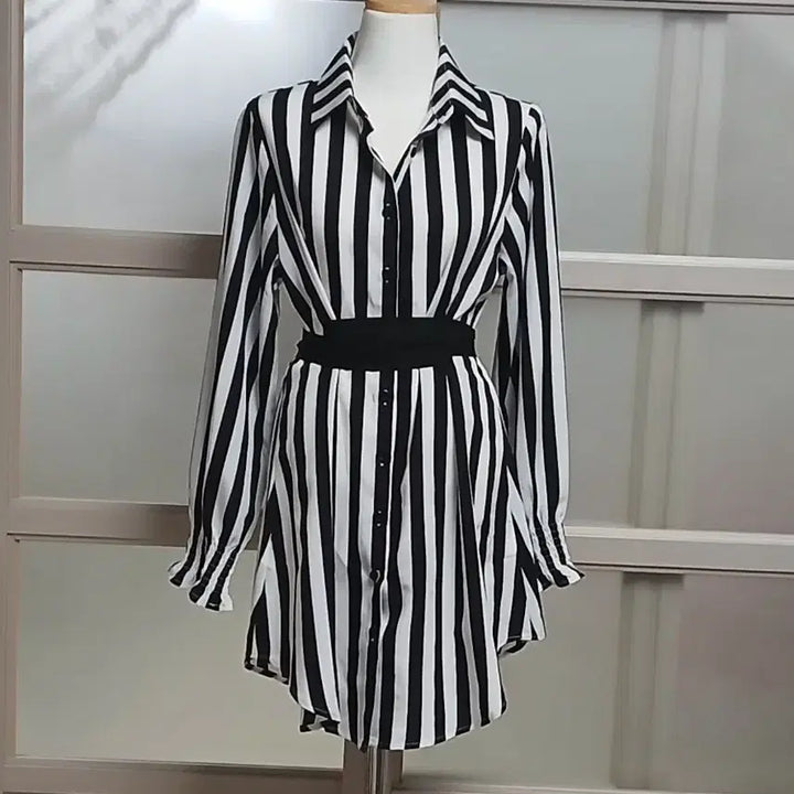 [BUNJANG] Striped Long Shirt - Black/White / 스트라이프 롱 셔츠 블랙/화이트 //새상품