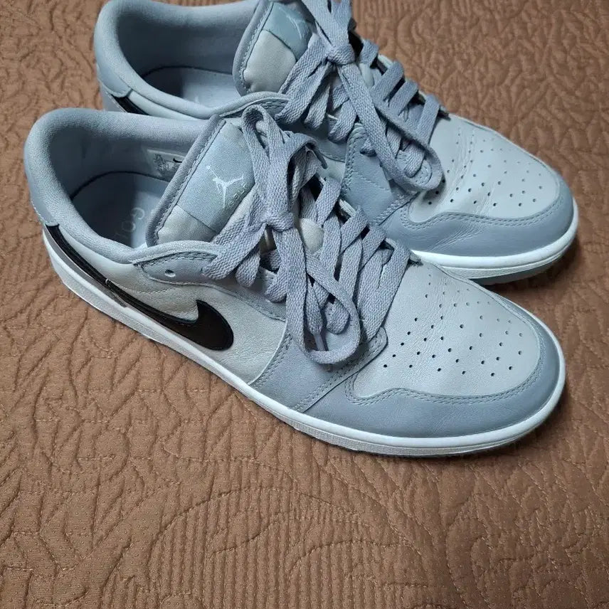 [BUNJANG] Nike Jordan 1 Low Spikeless Golf Shoes 255 / 255 나이키 조던 1 로우 스파이크리스 골프화 [5081]