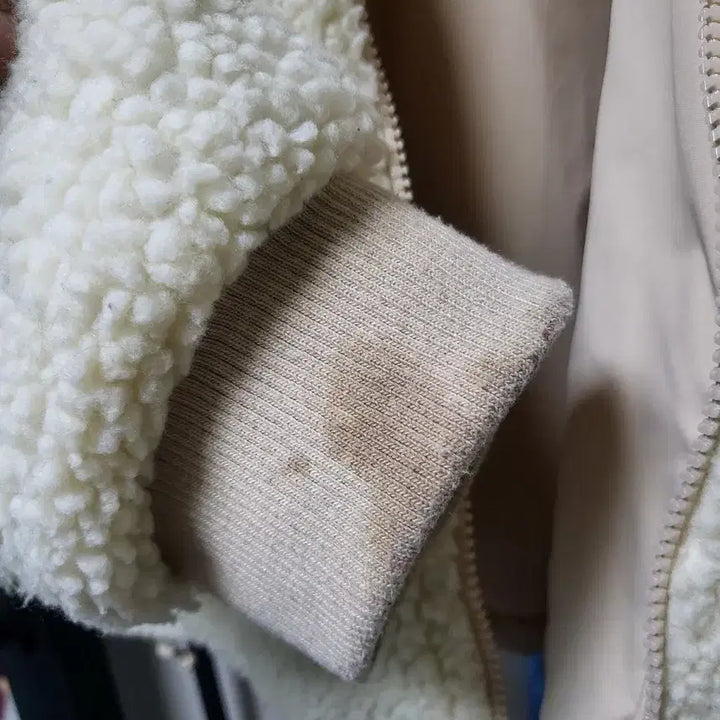 [BUNJANG] Urbanage Reversible Ivory Fleece Jacket / Urbanage 양털 후리스 아이보리(리버시블)