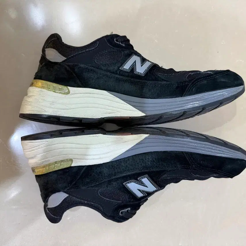 [SOLD OUT] 뉴발란스 992 블랙
