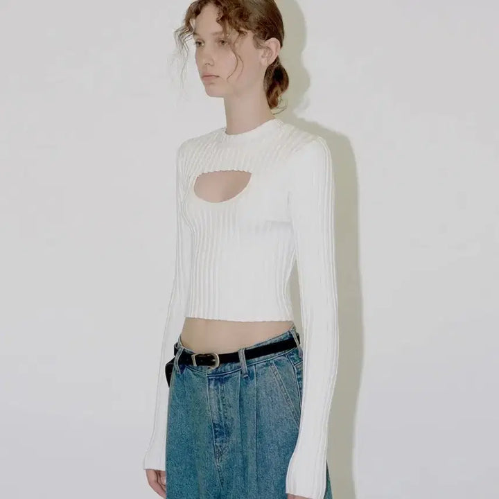 [BUNJANG] Diagonal Hole Ribbed Knit Sweater (Ivory) / 다이애그널 홀 니트 RIBBED HOLE KNIT (ivory)