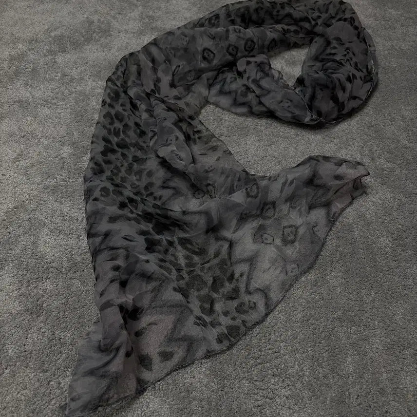 [BUNJANG] Vintage Leopard Print Scarf / 일본빈티지 락시크 펑크 레오파드 스카프