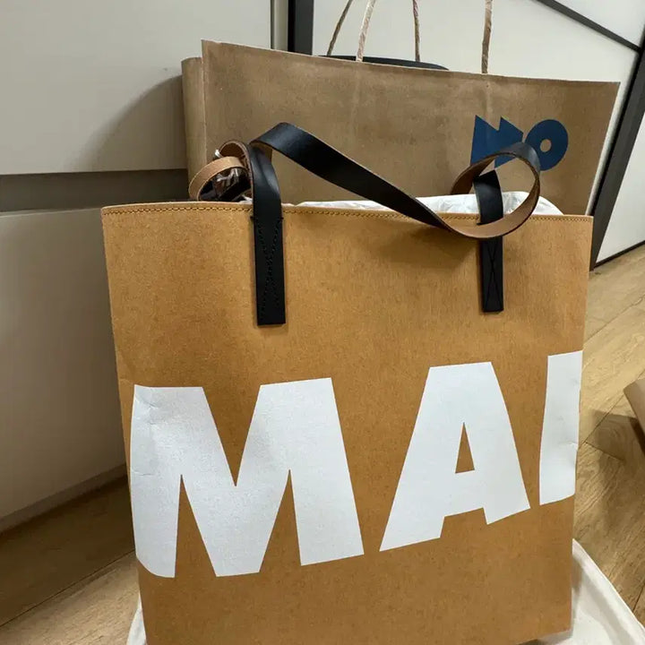 [BUNJANG] MARNI Logo Tote Bag Beige / [새상품] 마르니 MARNI 로고 토트백 베이지