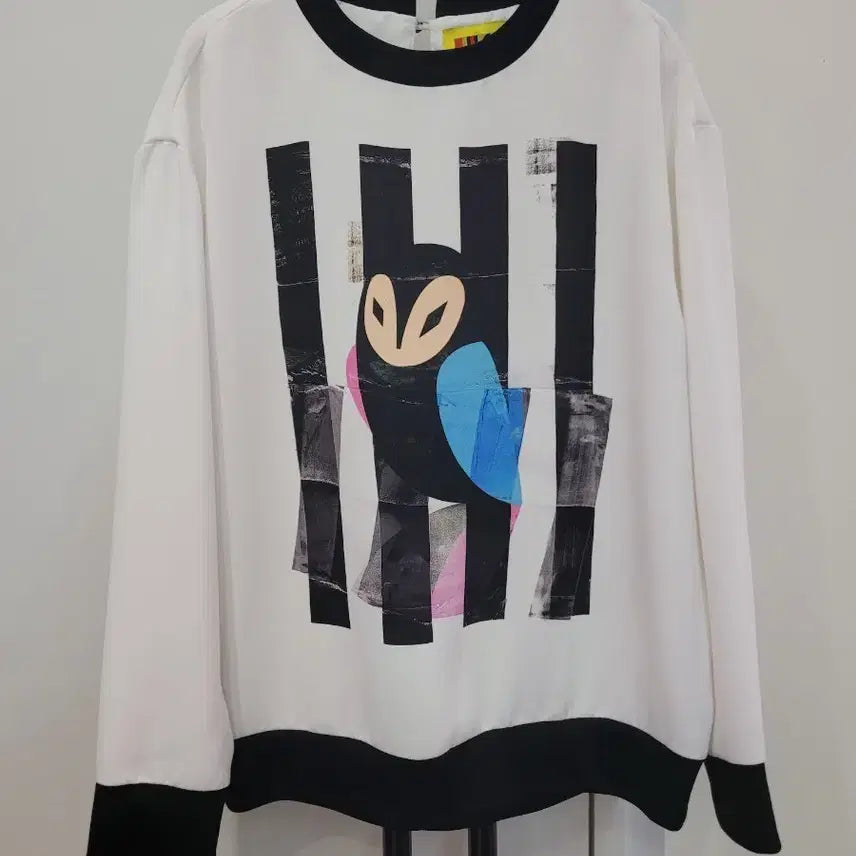 [BUNJANG] Lucky Chouette Owl Graphic Color Block Blouse / 럭키슈에뜨 부엉이 그래픽 배색 블라우스 36사이즈  55~66